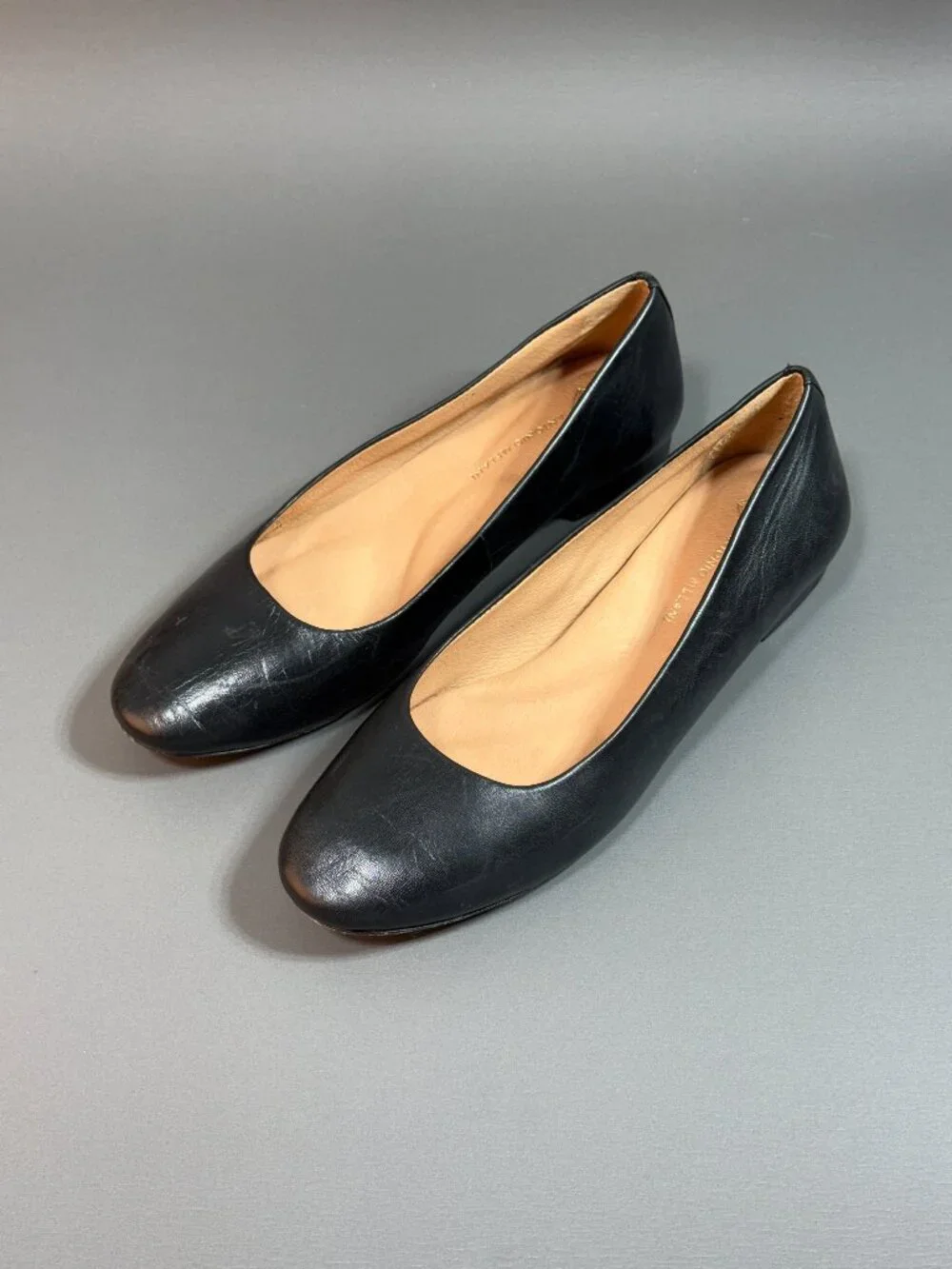 Vintal black leather flat shoes